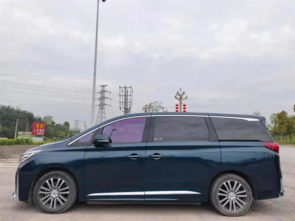 GAC Motor Trumpchi M8 2021 — фото 7