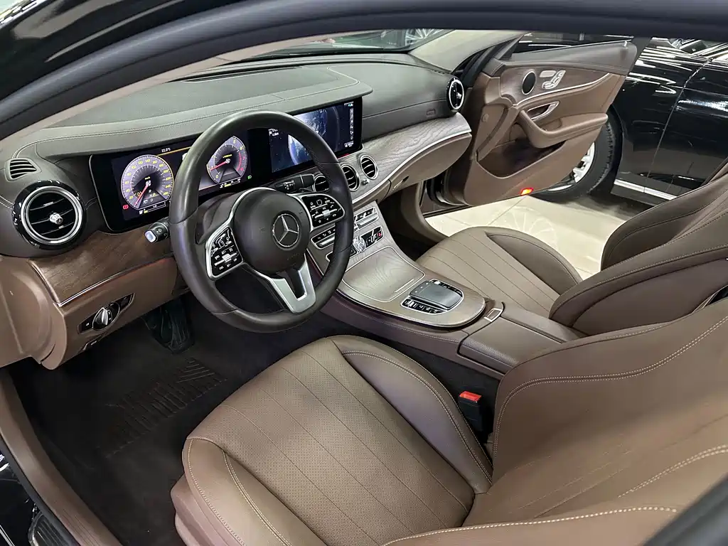 Mercedes-Benz E-Class 2020 — фото 7