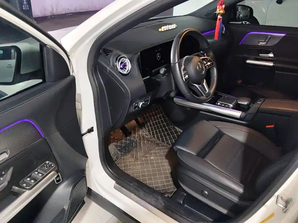Mercedes-Benz GLA 2023 — фото 16