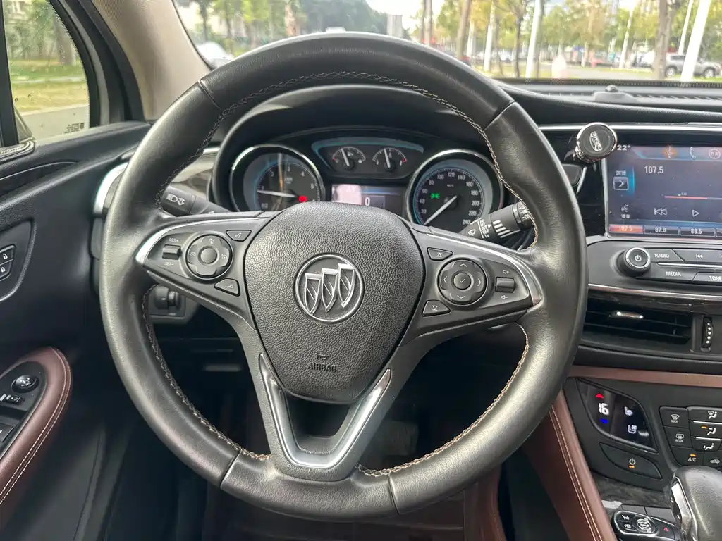 Buick Envision Plus 2015 — фото 17