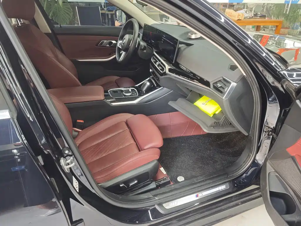 BMW 3 Series 2024