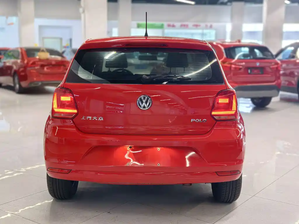 Volkswagen Polo 2016 — фото 3