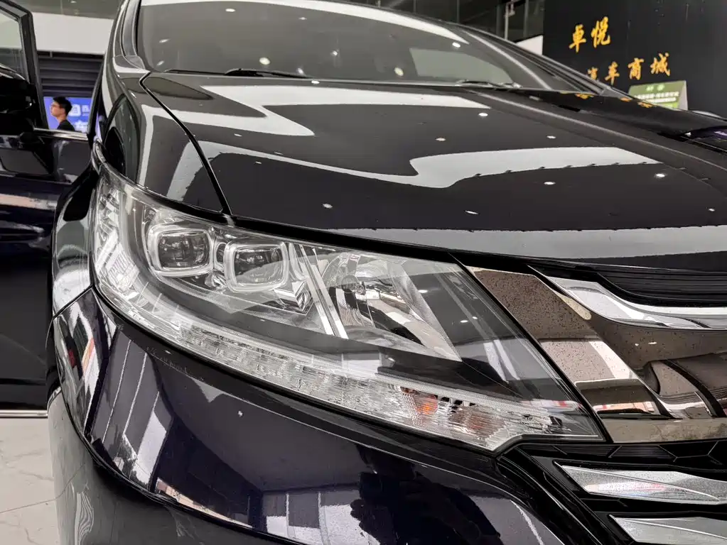 Honda Odyssey 2019 — фото 28
