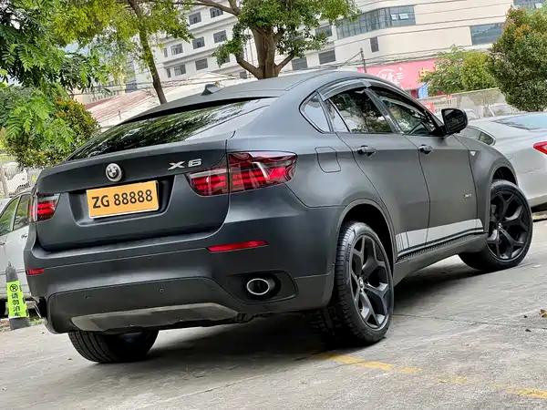 BMW X6 2013