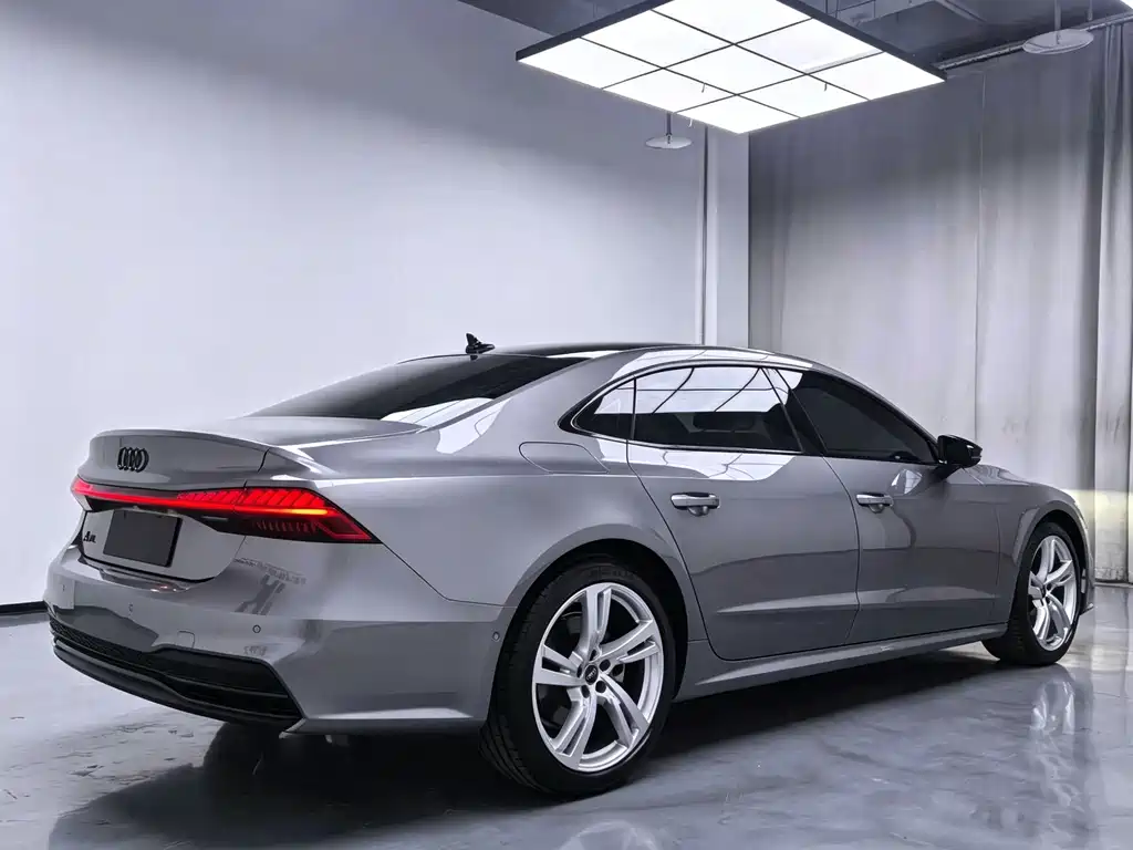 Audi A7L 2022 — фото 13
