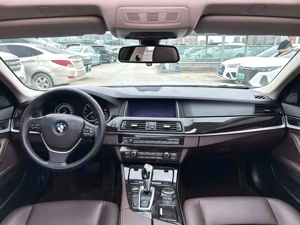 BMW 5 Series 2016
