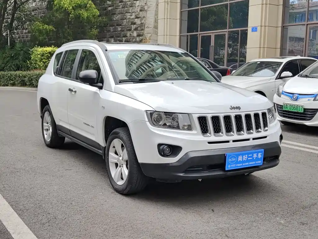 Jeep Compass 2016 — фото 3
