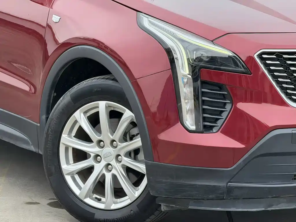 Cadillac XT4 2019 — фото 9