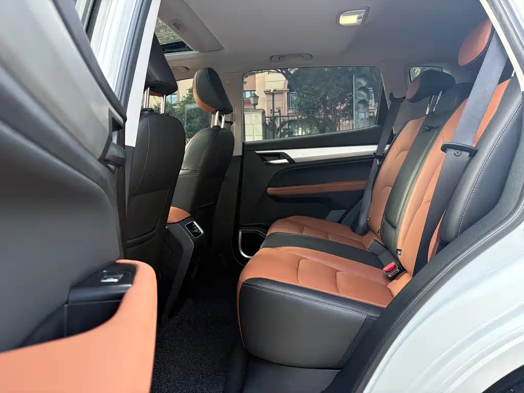 Geely Vision X6 2021