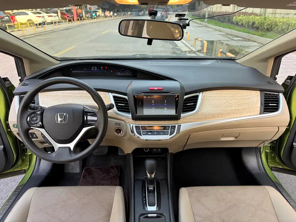 Honda Jade 2015 — фото 10