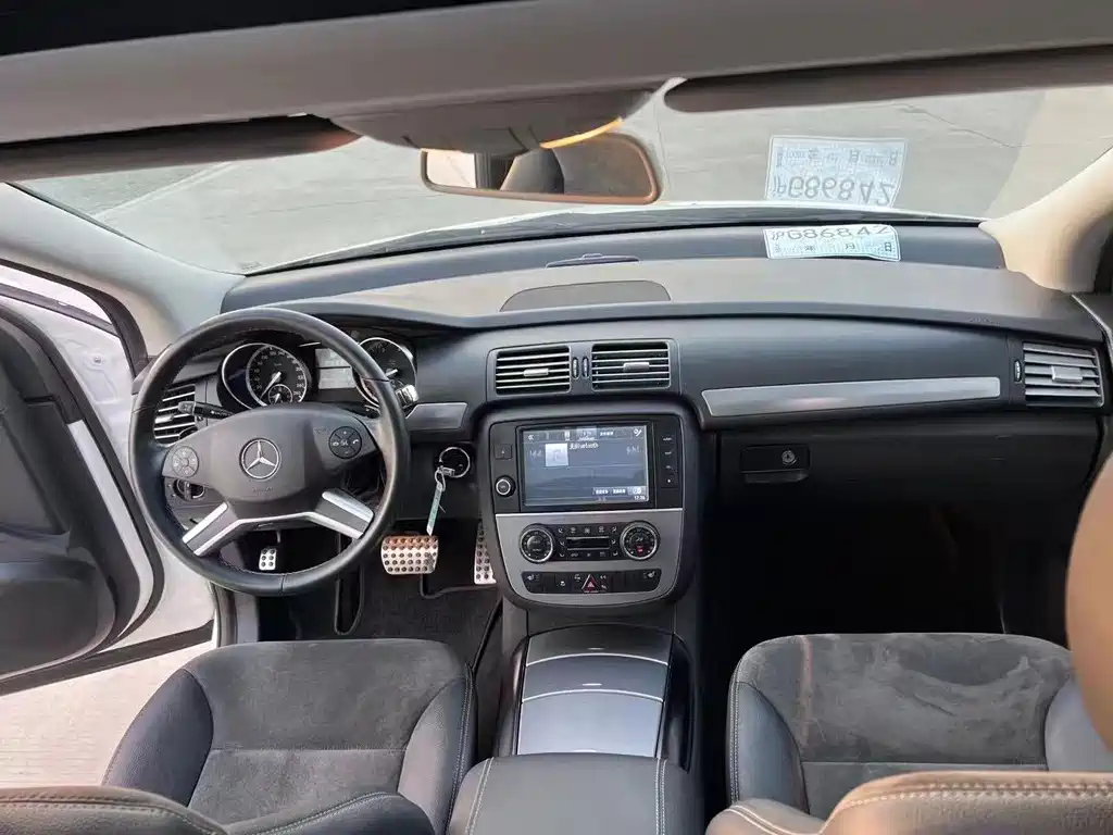 Mercedes-Benz R-Class 2015 — фото 12