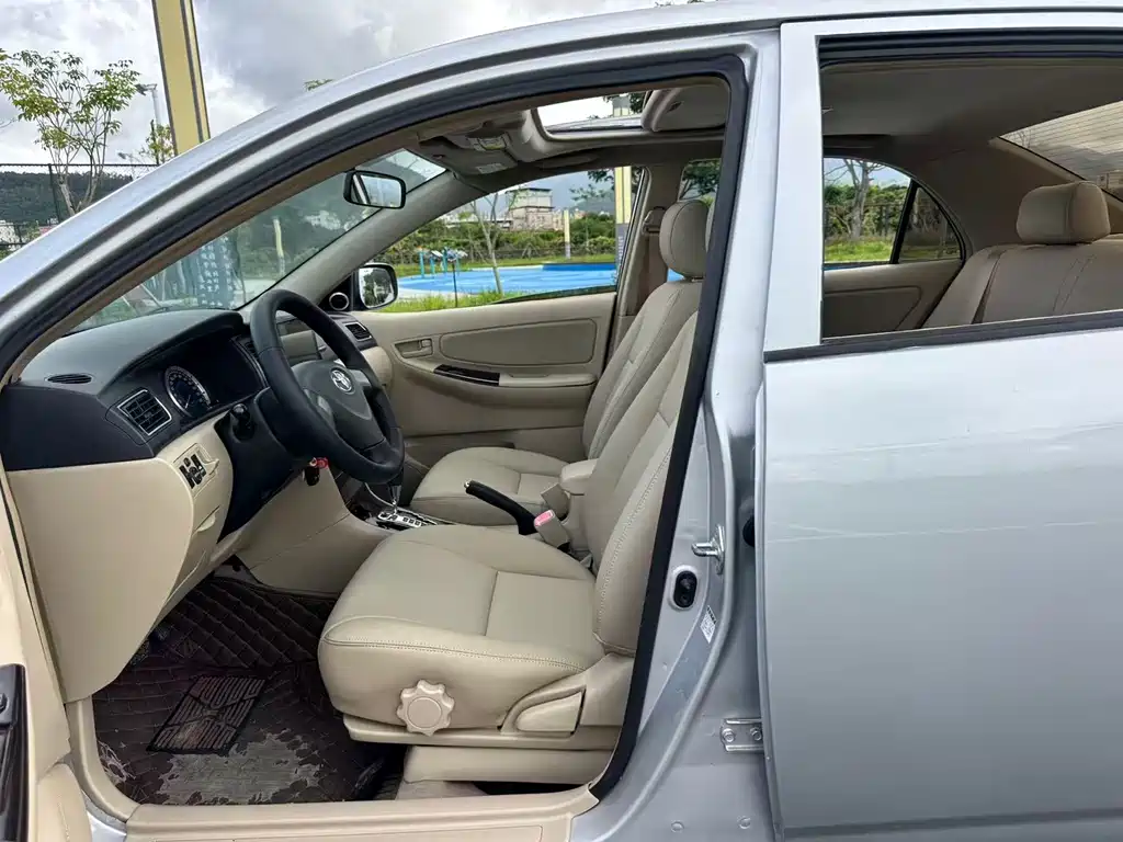 Toyota Corolla 2015