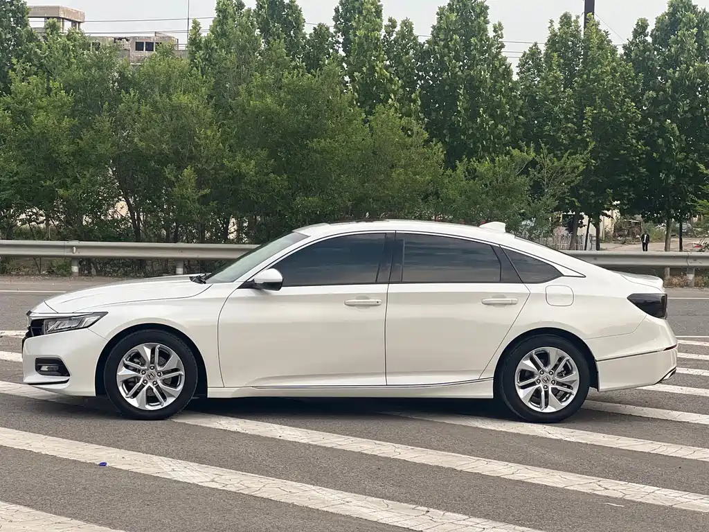 Honda Accord 2021 — фото 21