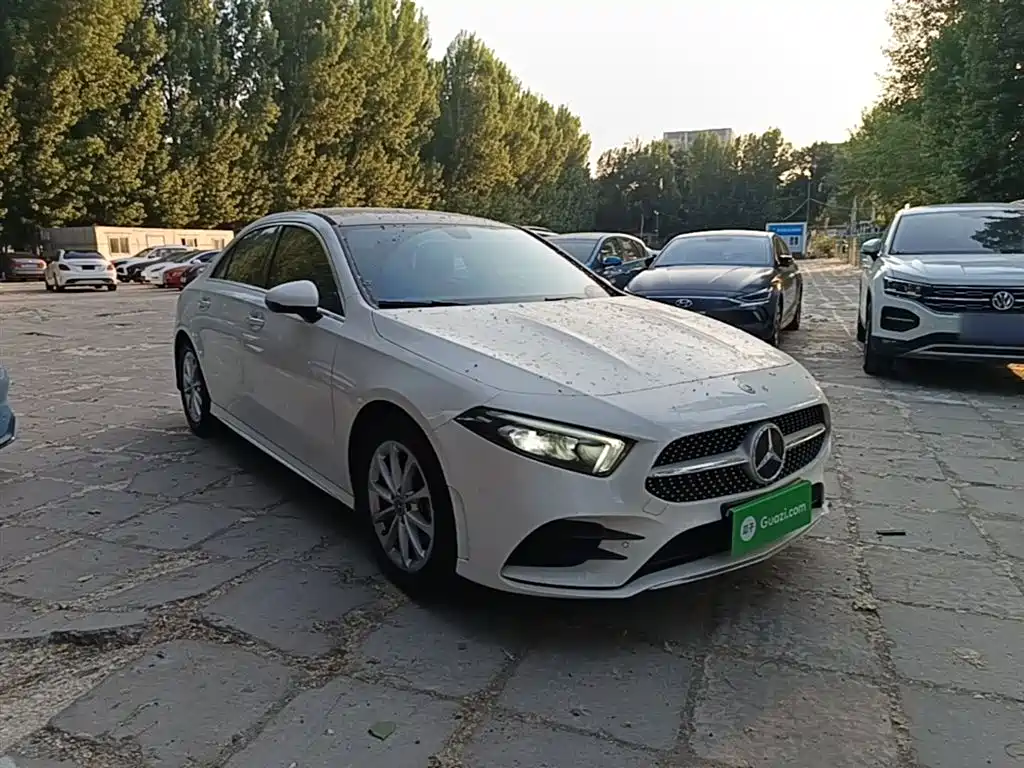 Mercedes-Benz A-Class 2020 — фото 4
