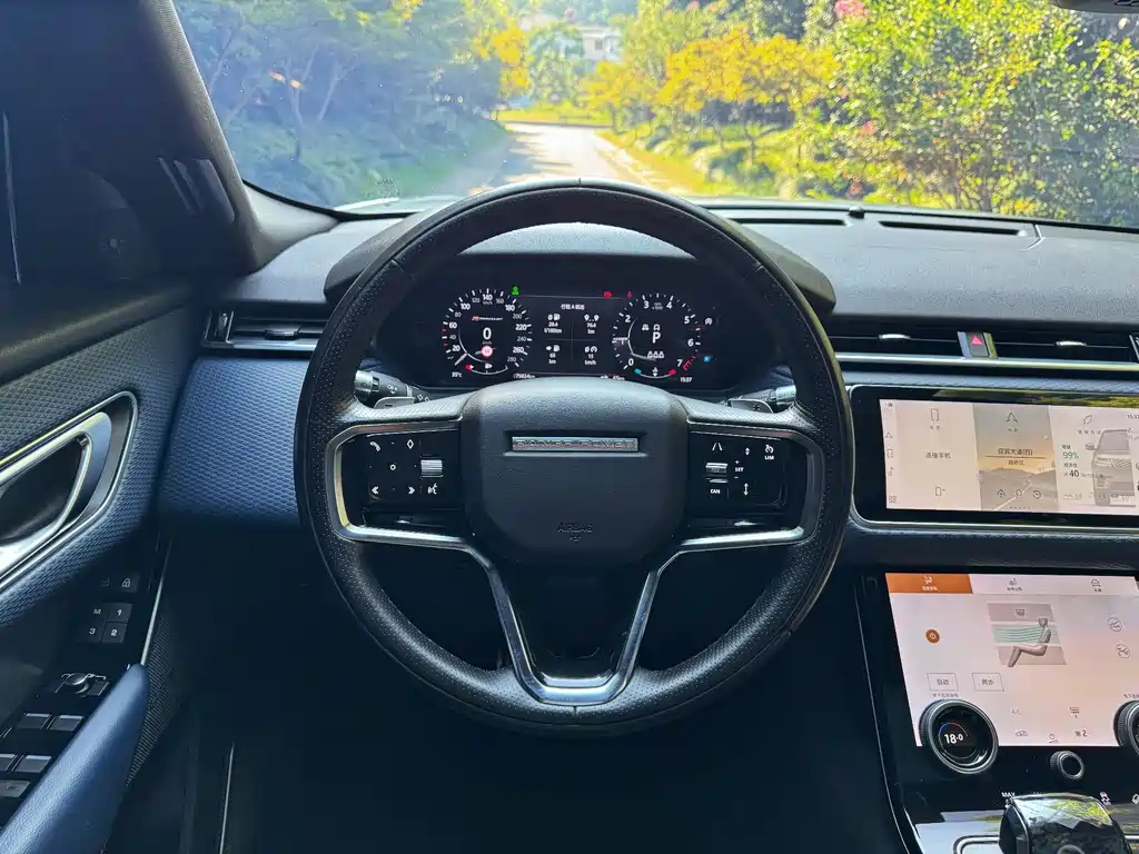 Land Rover Velar 2021 — фото 12