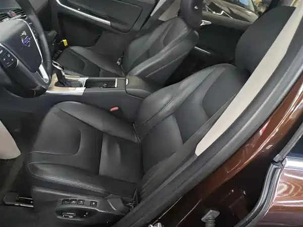 Volvo XC60 2016