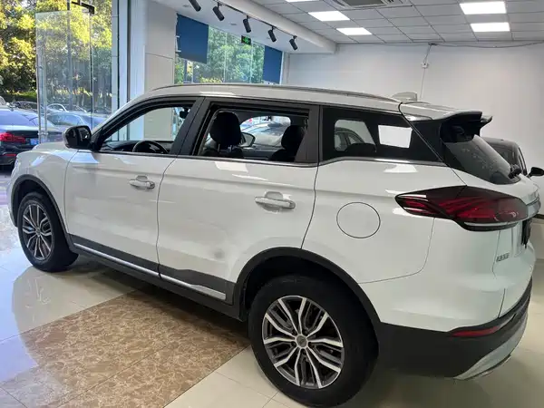 Geely Boyue 2020