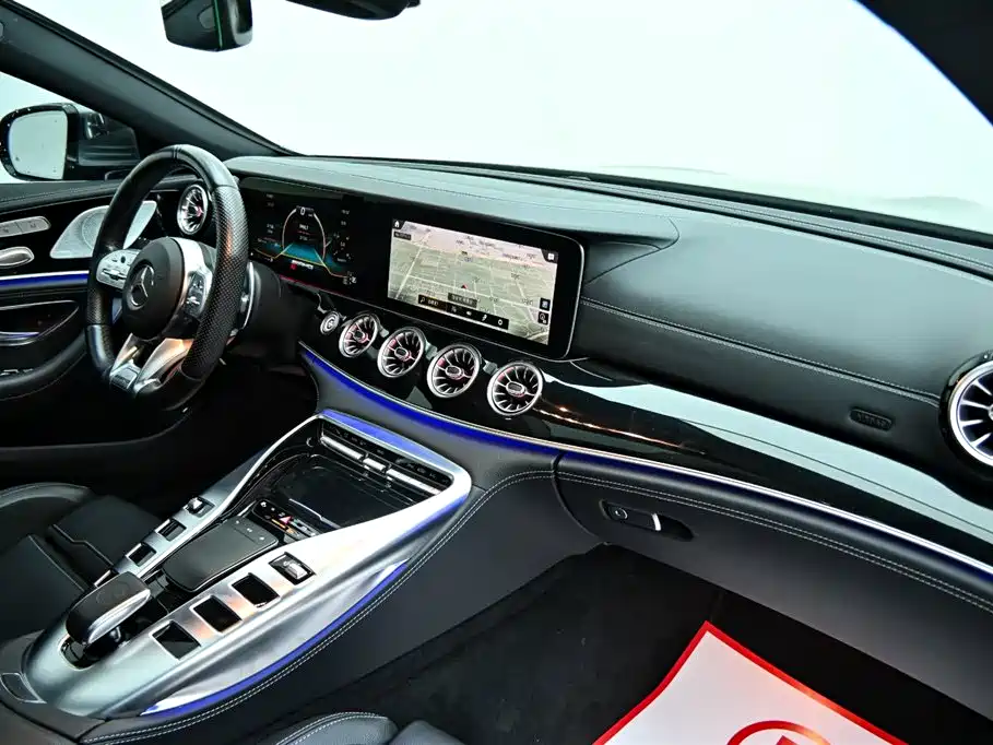 Mercedes-Benz AMG GT 2021 — фото 13