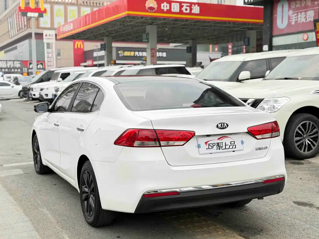 Kia K4 2015 — фото 15