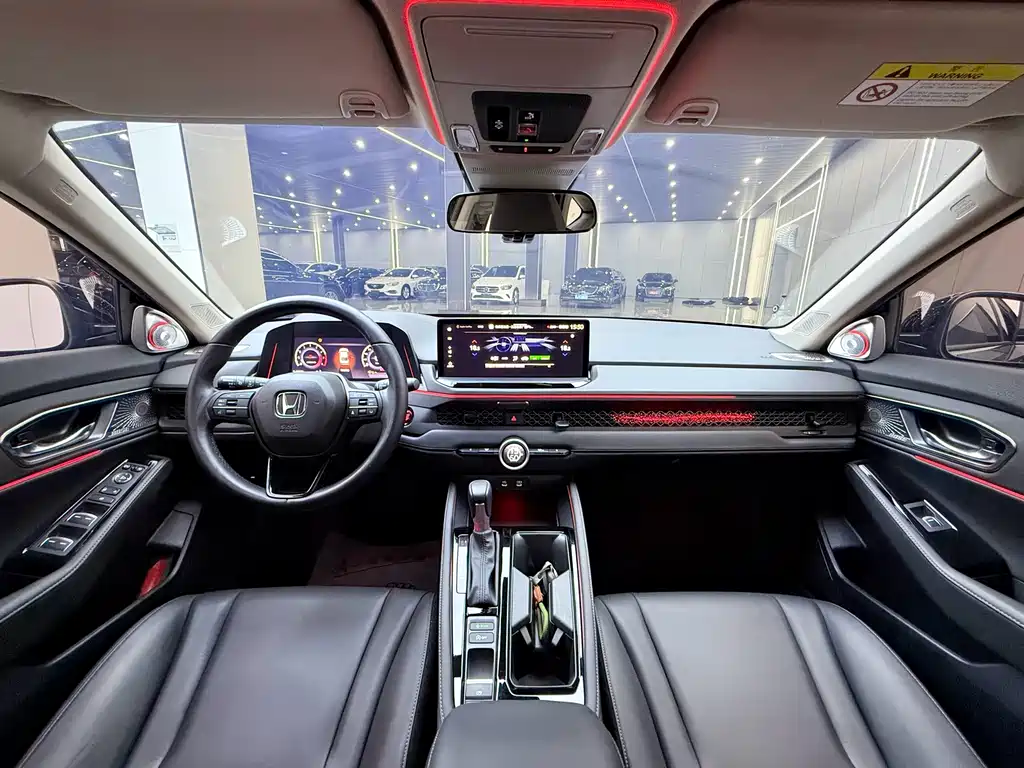 Honda Accord 2025 — фото 13