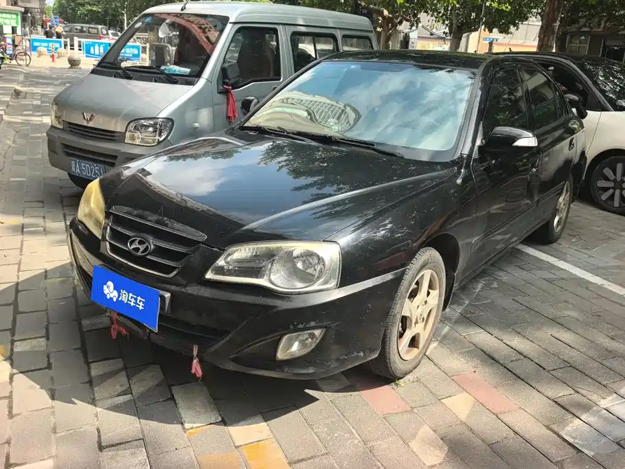 Hyundai Elantra 2012