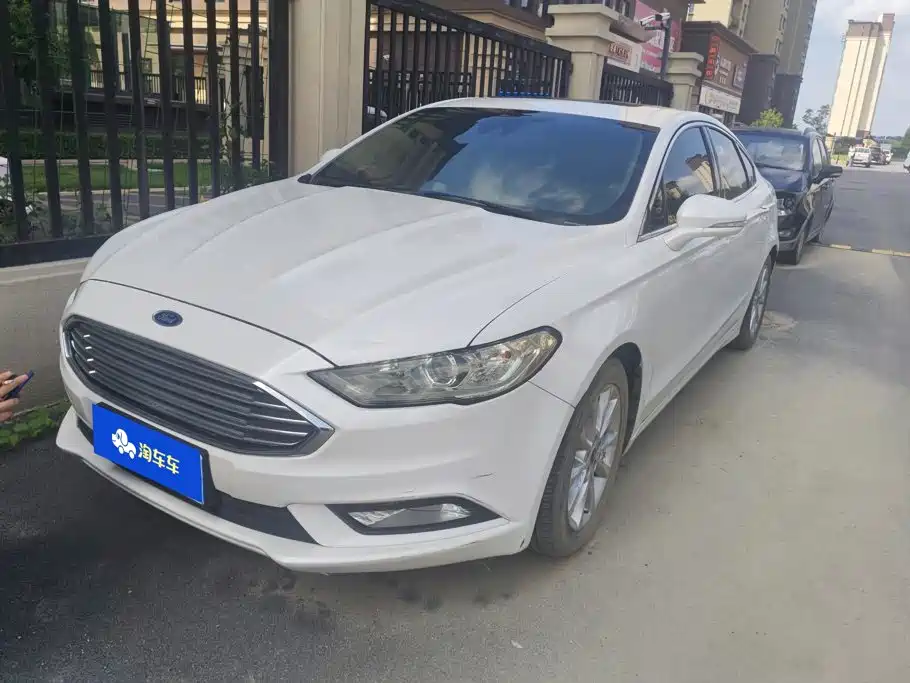 Ford Mondeo 2017 — фото 1