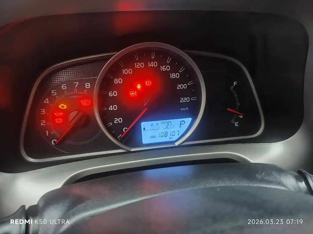 Toyota RAV4 2015 — фото 17