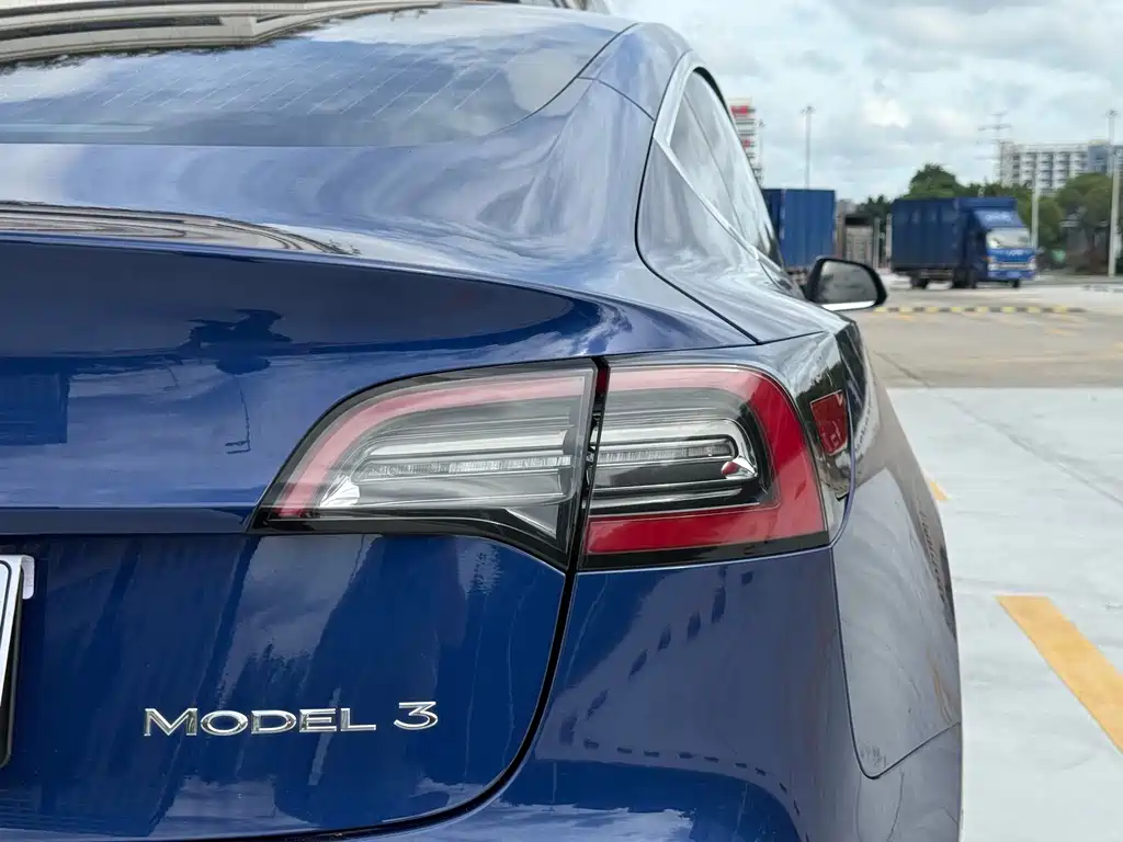 Tesla Model 3 2020 — фото 11