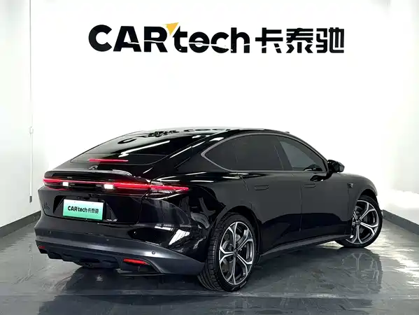 NIO ET5 2023