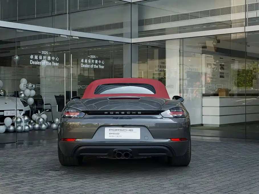 Porsche 718 2025 — фото 13
