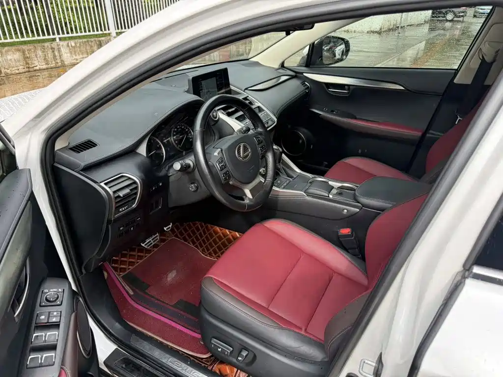 Lexus NX 2018