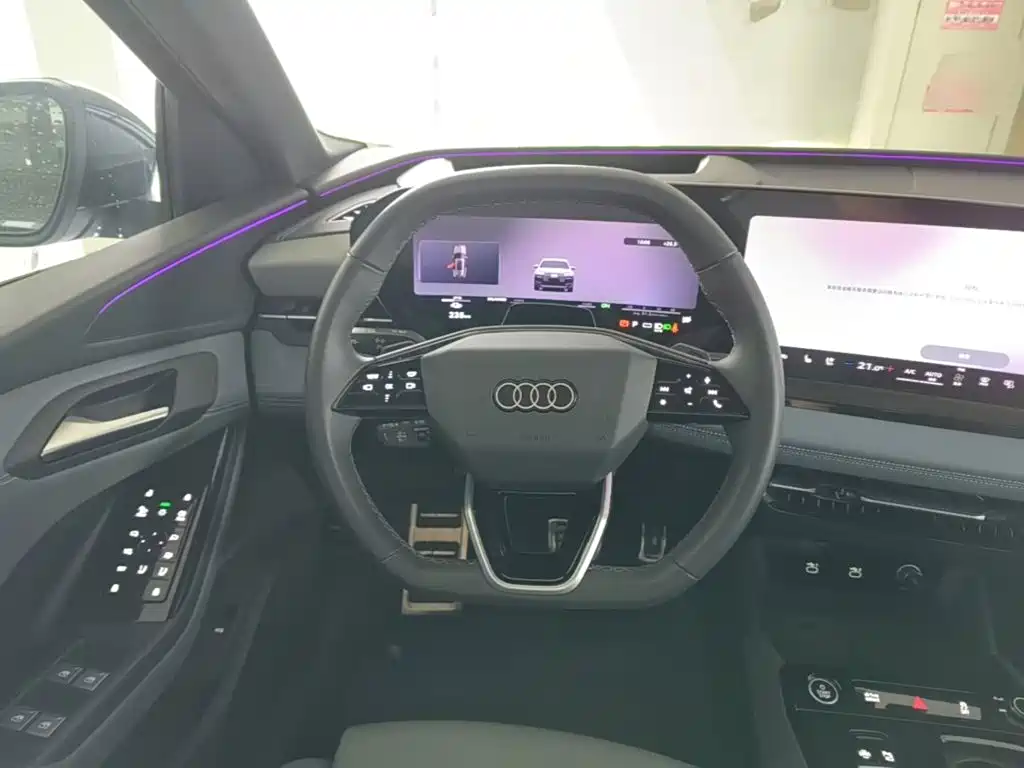 Audi Q6L E-Tron 2025 — фото 11