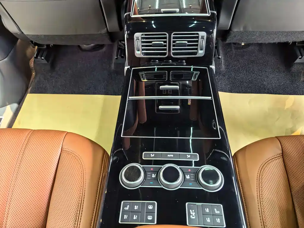 Land Rover Range Rover 2019 — фото 11
