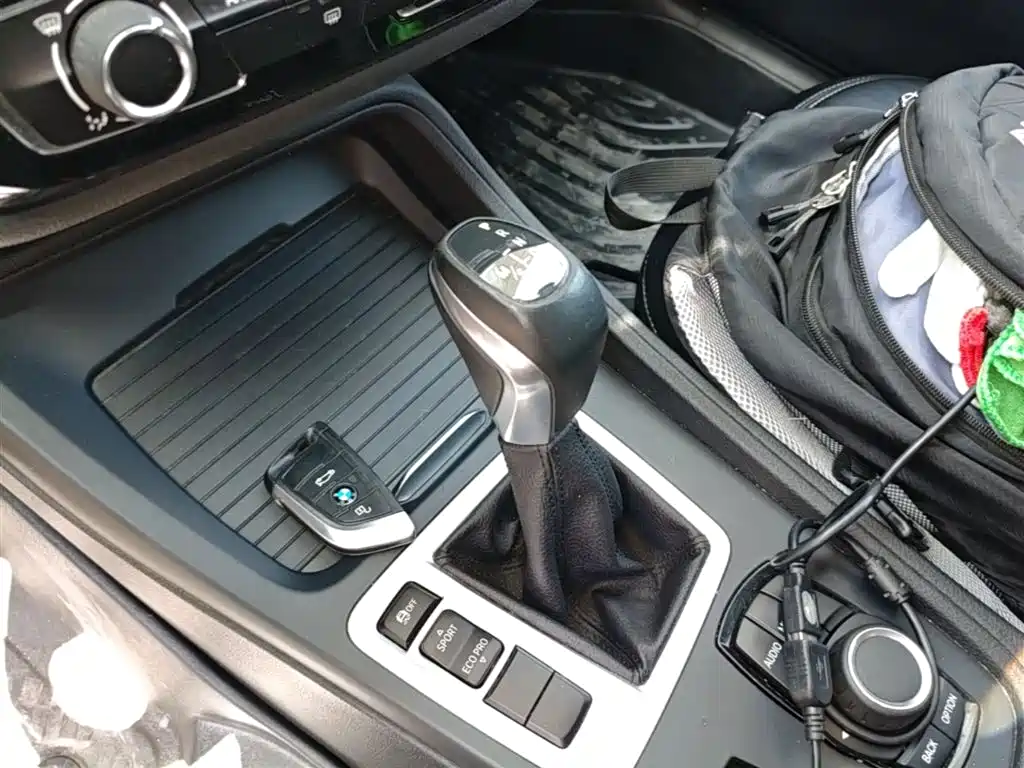 BMW 1 Series 2017 — фото 14