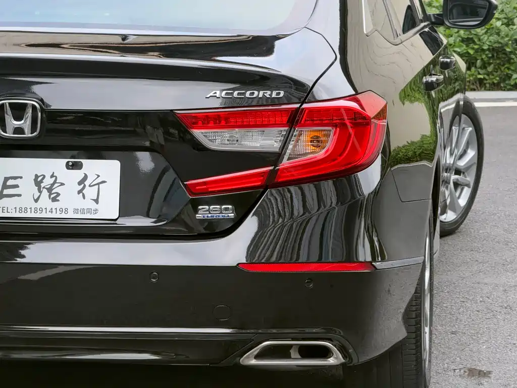 Honda Accord 2018 — фото 22