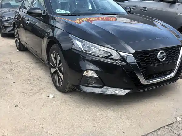 Nissan Teana 2026