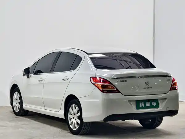 Peugeot 308 2016
