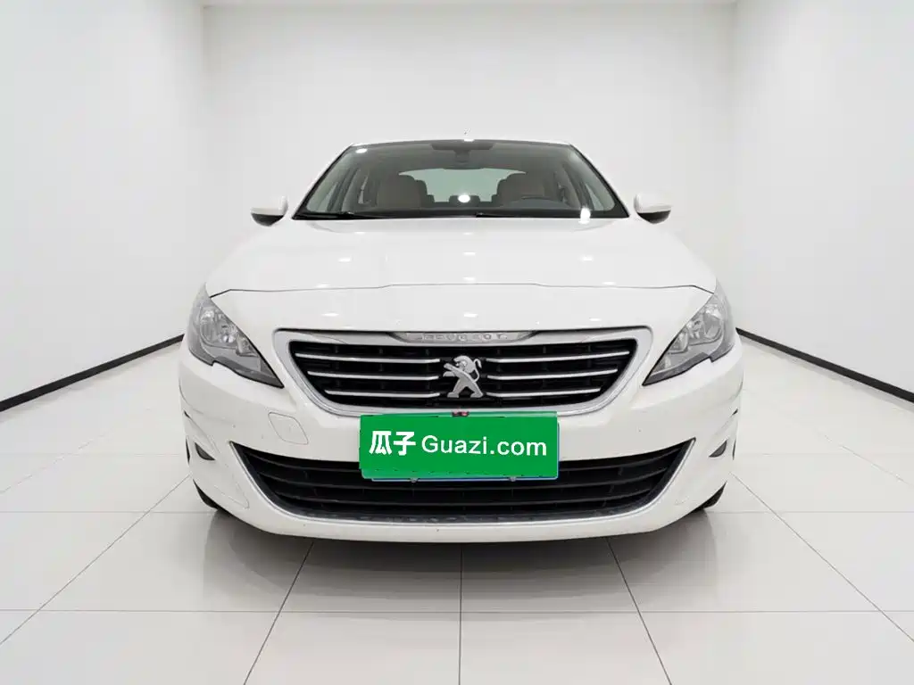 Peugeot 408 2016