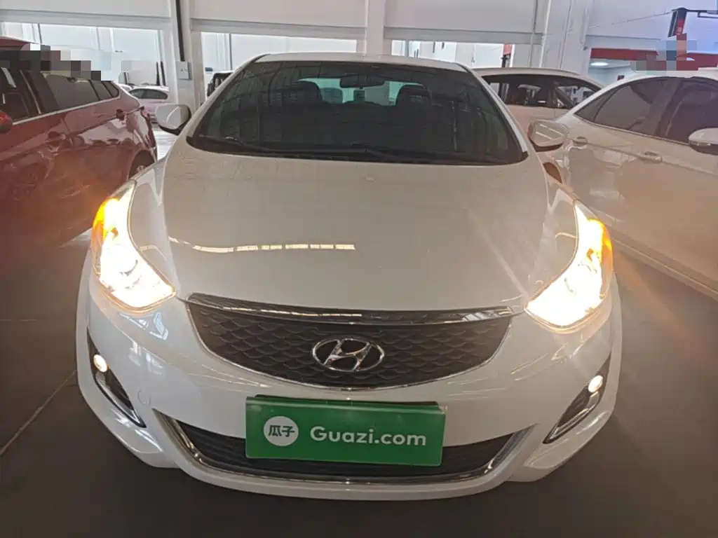 Hyundai Elantra 2018