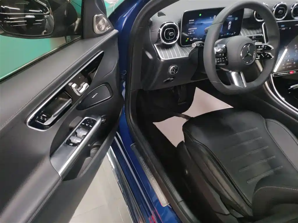 Mercedes-Benz C-Class 2022 — фото 16