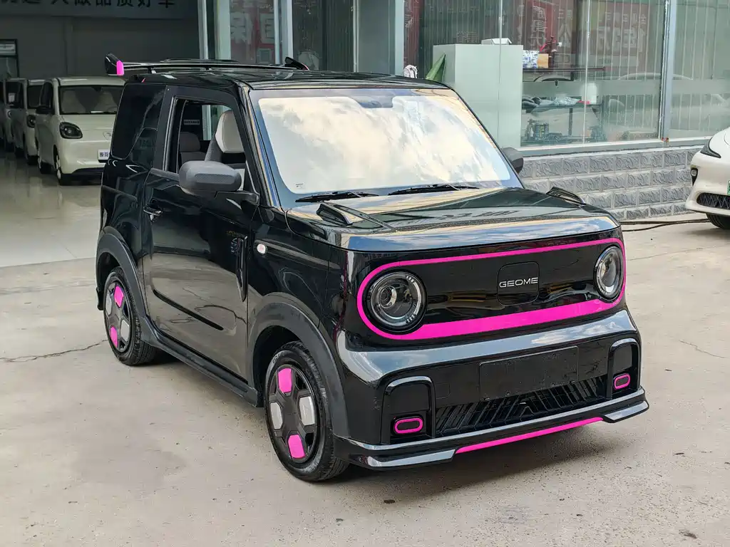 Geely Galaxy Panda 2025 — фото 3
