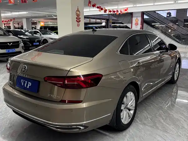 Volkswagen Passat 2021