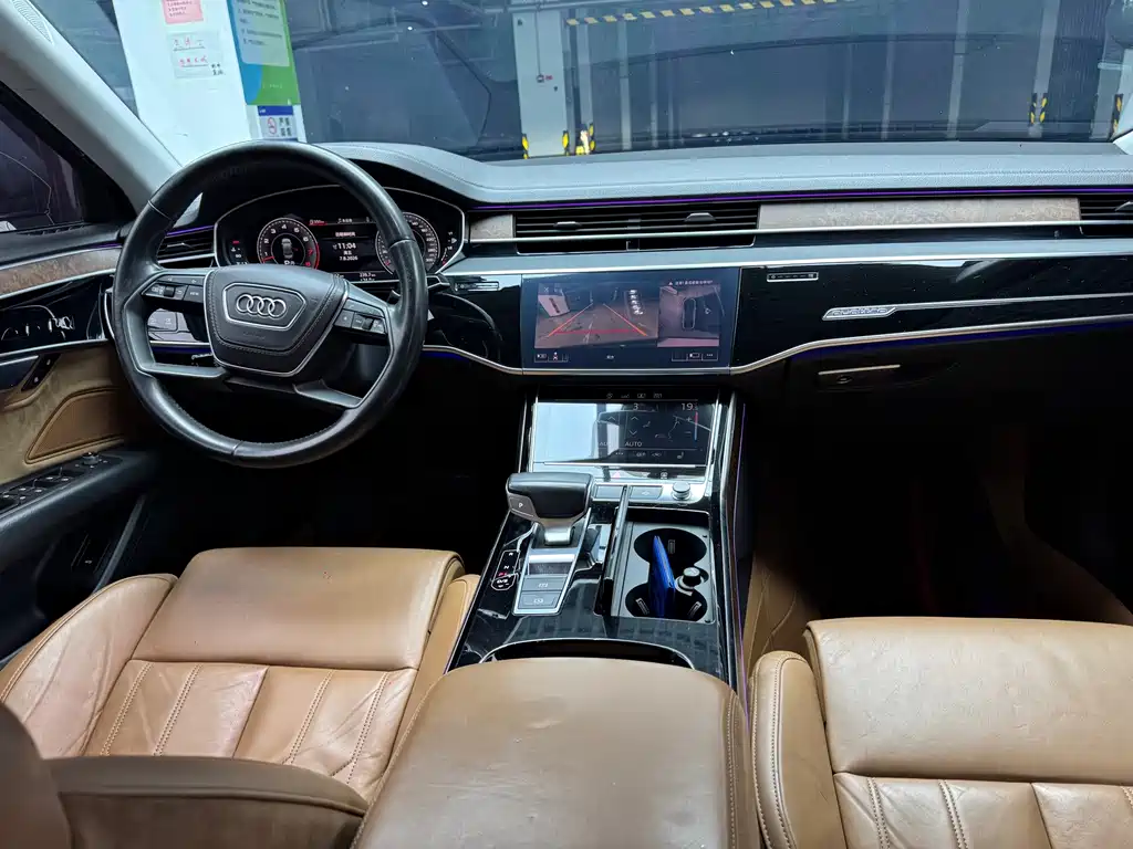 Audi A8 2018 — фото 10