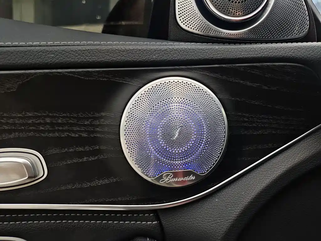 Mercedes-Benz C-Class 2019 — фото 18