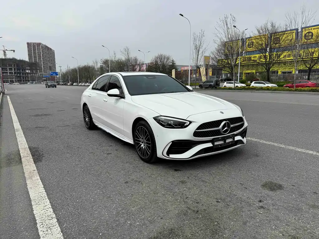 Mercedes-Benz C-Class 2023