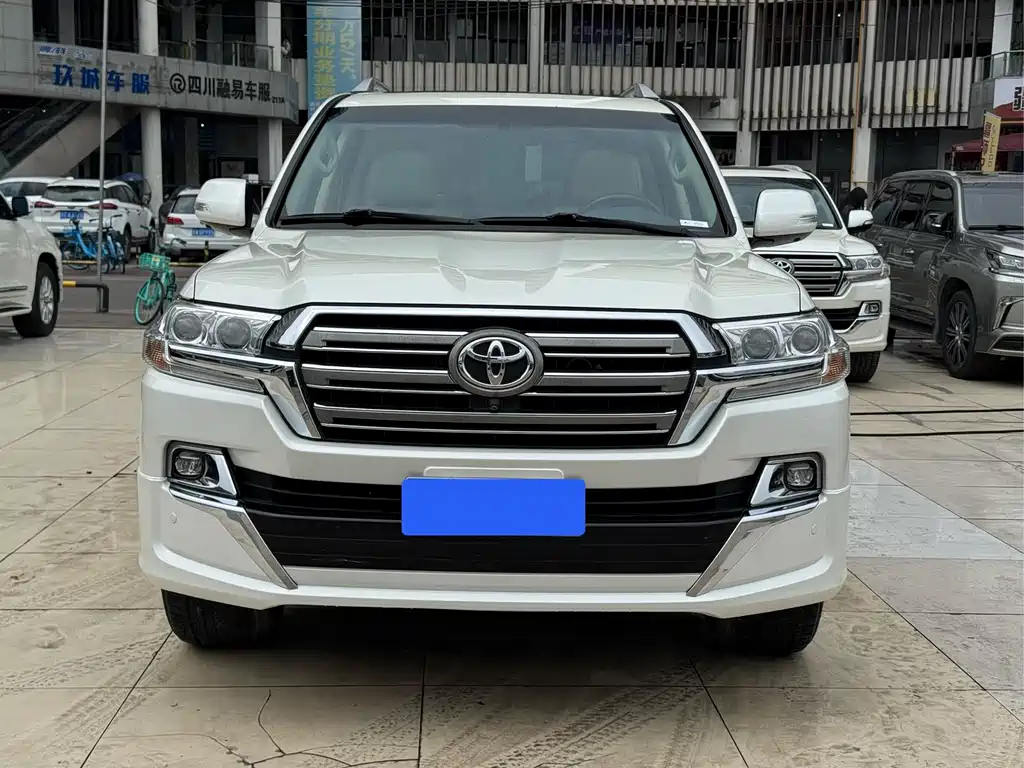 Toyota Land Cruiser 2016 — фото 2