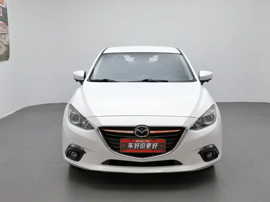 Mazda 3 Axela 2015