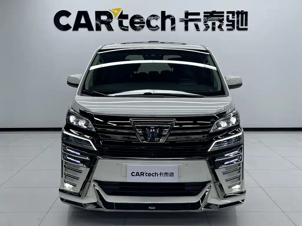 Toyota Vellfire 2022 — фото 2