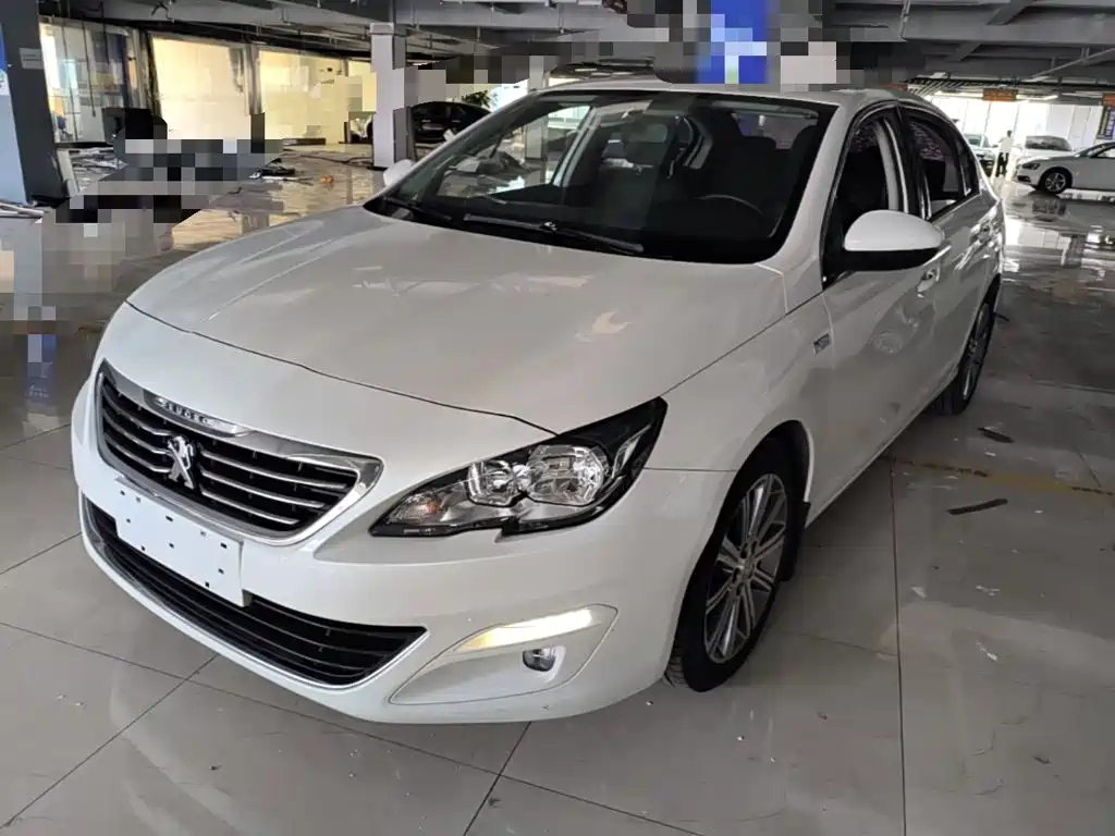 Peugeot 408 2017 — фото 1