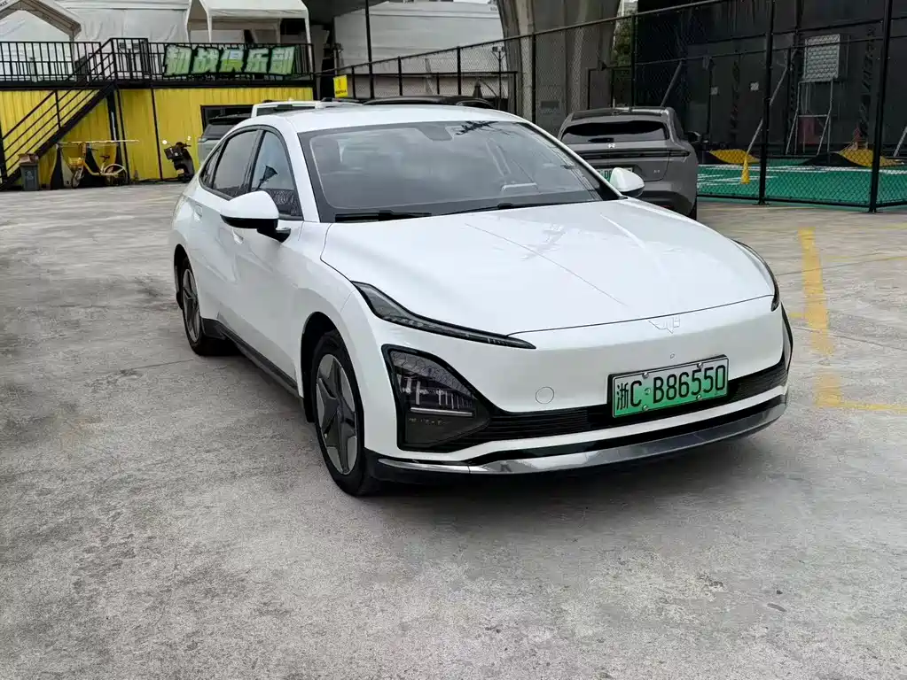 Wuling Starlight 2024